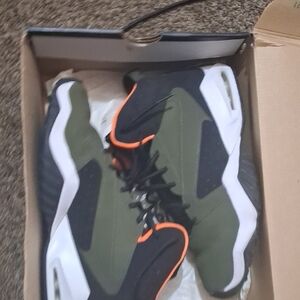 Jordan Men's Shoes in Olive and Black